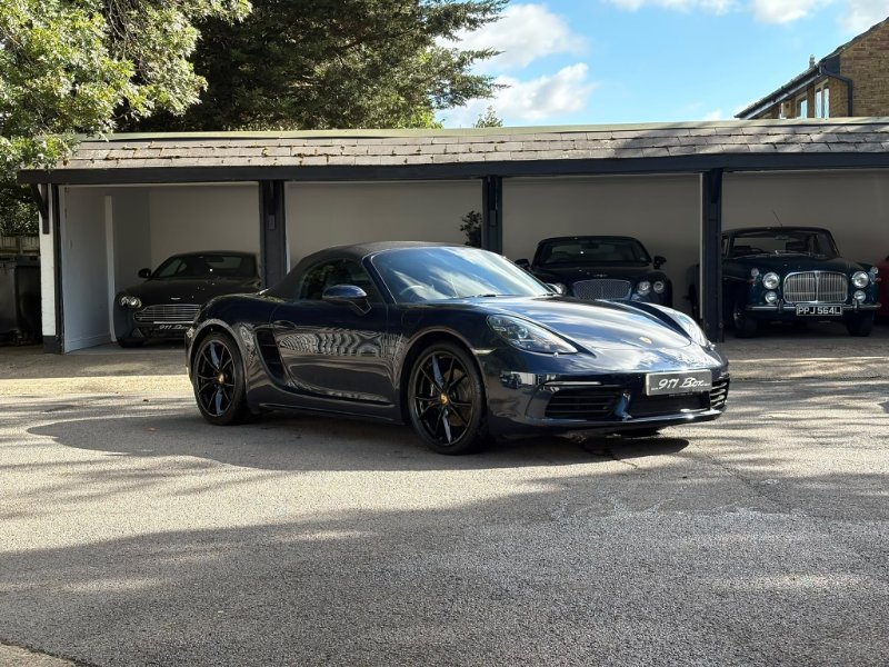 2018 Porsche 718 2.0T Convertible 2dr Petrol PDK Euro 6 s/s 300 ps