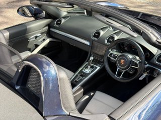 /photos/12381/8400bf84-a403-36f8-b4fa-88a9c96bf526_i320x240.jpg